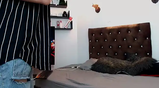 Snapshot of flowers18 chatting on January 10, 2025, 10:46 pm flowers18 online show from January 10, 2025, 10:46 pm