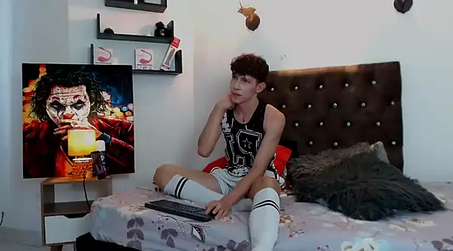 Snapshot of flowers18 chatting on January 20, 2025, 9:32 pm flowers18 online show from January 20, 2025, 9:32 pm