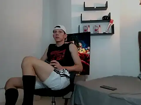 Snapshot of flowers18 chatting on January 25, 2025, 12:27 am flowers18 online show from January 25, 2025, 12:27 am