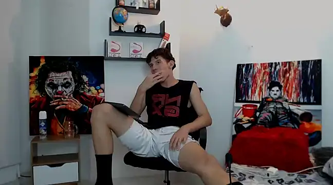 Snapshot of flowers18 chatting on February 1, 2025, 11:48 pm flowers18 online show from February 1, 2025, 11:48 pm