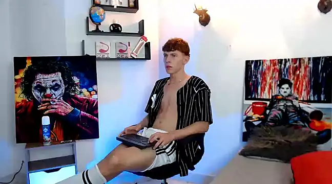 Snapshot of flowers18 chatting on February 12, 2025, 12:48 am flowers18 online show from February 12, 2025, 12:48 am