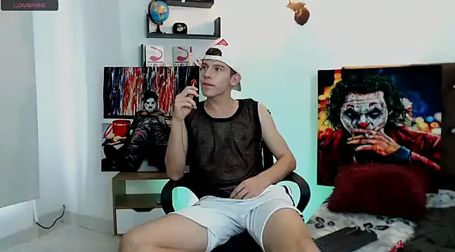 Snapshot of flowers18 chatting on March 15, 2025, 9:27 pm flowers18 online show from March 15, 2025, 9:27 pm