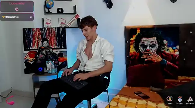 Snapshot of flowers18 chatting on March 20, 2025, 12:30 am flowers18 online show from March 20, 2025, 12:30 am