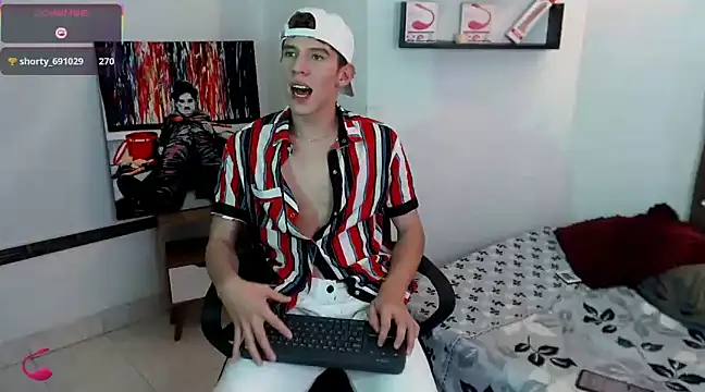 Snapshot of flowers18 chatting on March 22, 2025, 12:49 am flowers18 online show from March 22, 2025, 12:49 am