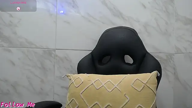 shantala krisha online show from December 19, 2025, 7:43 pm