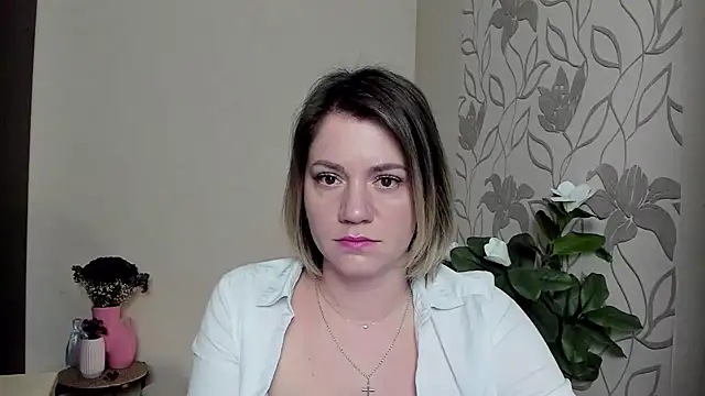 MariaSttone online show from February 25, 2025, 7:25 pm