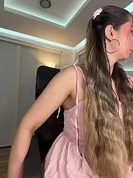 Snapshot of nicollefiorett chatting on November 19, 2025, 10:54 pm nicollefiorett online show from November 19, 2025, 10:54 pm