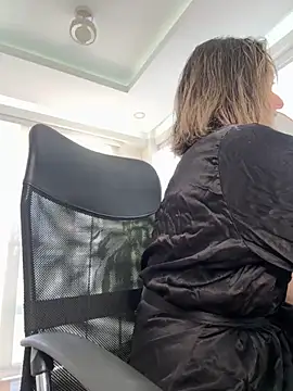 Snapshot of nicollefiorett chatting on December 2, 2025, 8:26 pm nicollefiorett online show from December 2, 2025, 8:26 pm