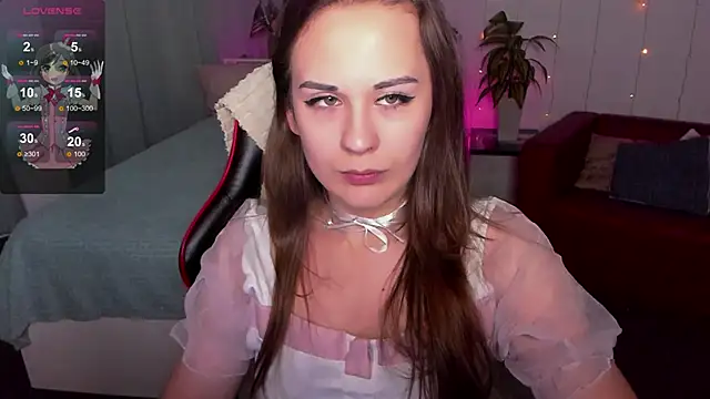 Makima lee online show from December 9, 2024, 1:24 pm