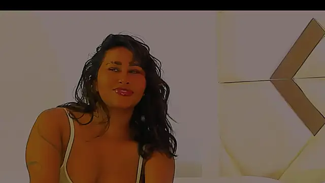 StormyButty18 online show from May 19, 2026, 2:18 am