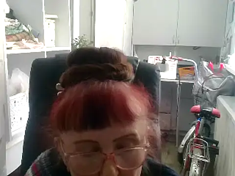 TanyaSweet634 online show from March 22, 2025, 10:49 am