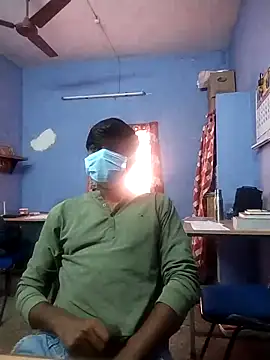 Snapshot of Tamilandteluguboy14 chatting on February 20, 2026, 9:54 am Tamilandteluguboy14 online show from February 20, 2026, 9:54 am