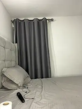 prettiepearl online show from January 10, 2026, 9:05 pm