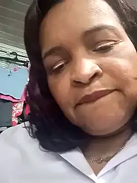 Snapshot of _violetta_- chatting on March 15, 2025, 11:28 pm violetta - online show from March 15, 2025, 11:28 pm