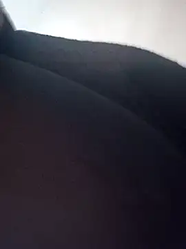 Snapshot of _violetta_- chatting on March 16, 2025, 5:39 pm violetta - online show from March 16, 2025, 5:39 pm