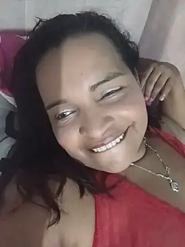 Snapshot of _violetta_- chatting on May 25, 2026, 12:38 am violetta - online show from May 25, 2026, 12:38 am