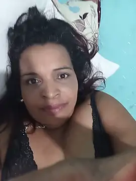 Snapshot of _violetta_- chatting on June 18, 2026, 2:23 am violetta - online show from June 18, 2026, 2:23 am