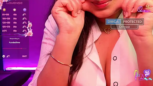 Punjabi Queen1 online show from May 11, 2026, 2:56 pm