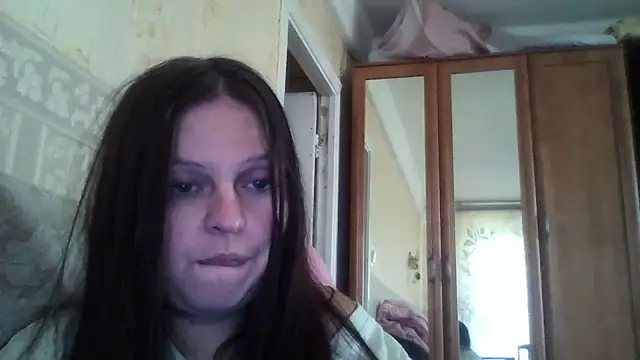 Snapshot of CatMelissa chatting on October 21, 2025, 11:33 am CatMelissa online show from October 21, 2025, 11:33 am