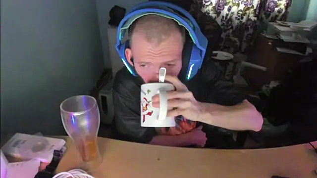 sexy264329 online show from March 16, 2025, 5:28 pm