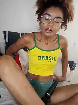 Snapshot of Emanuelle_manu chatting on June 26, 2026, 2:10 pm Emanuelle manu online show from June 26, 2026, 2:10 pm