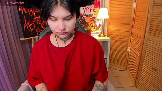 Snapshot of mekurisu chatting on January 12, 2025, 11:39 am mekurisu online show from January 12, 2025, 11:39 am