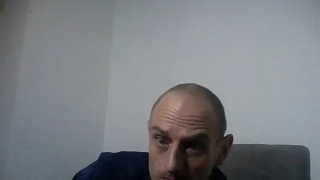 Snapshot of Bdsmslavebi chatting on February 3, 2025, 3:53 am Bdsmslavebi online show from February 3, 2025, 3:53 am