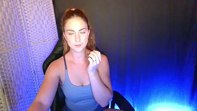 Snapshot of KayleyxEmily chatting on September 15, 2025, 7:58 pm KayleyxEmily online show from September 15, 2025, 7:58 pm