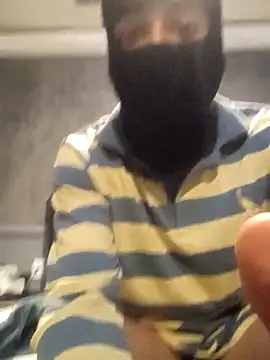 Snapshot of motoboysafd chatting on September 26, 2025, 5:11 am motoboysafd online show from September 26, 2025, 5:11 am