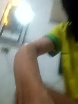 Snapshot of motoboysafd chatting on January 15, 2026, 8:52 am motoboysafd online show from January 15, 2026, 8:52 am