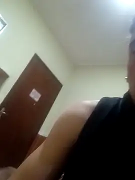 Snapshot of motoboysafd chatting on March 11, 2026, 4:29 am motoboysafd online show from March 11, 2026, 4:29 am