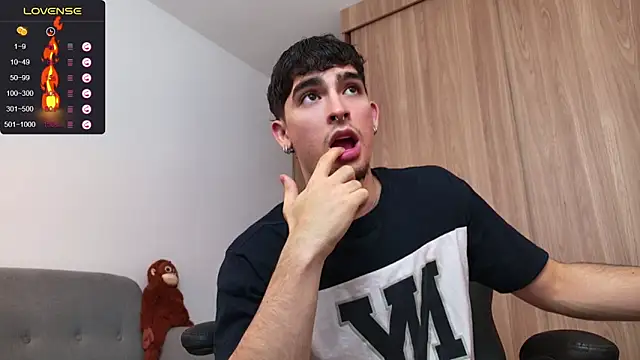 zenn rush1 online show from December 11, 2024, 7:46 pm