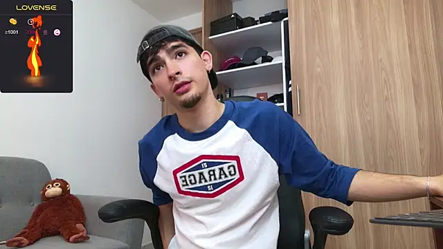 zenn rush1 online show from December 24, 2024, 12:33 pm