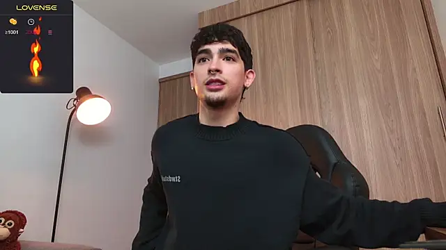 zenn rush1 online show from December 31, 2024, 12:25 pm