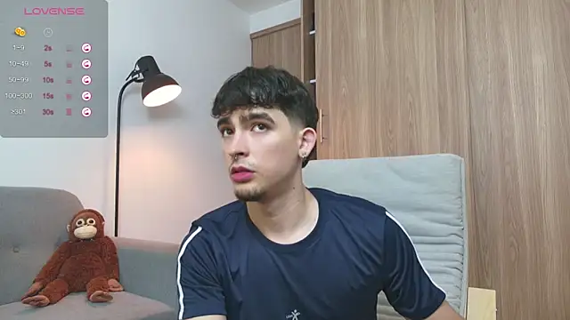 zenn rush1 online show from February 28, 2025, 1:14 pm