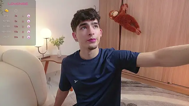 zenn rush1 online show from March 10, 2025, 1:54 pm