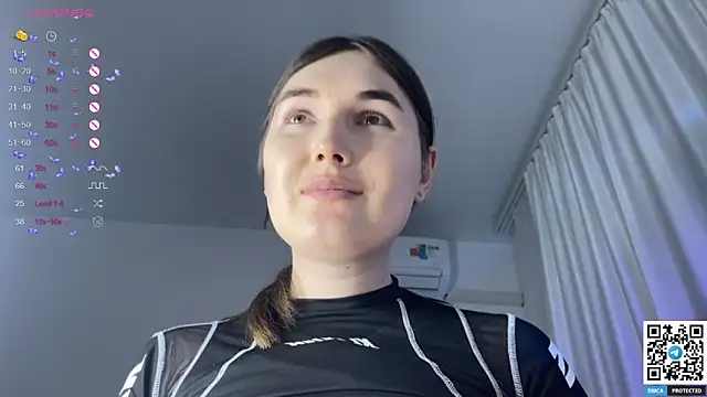 Snapshot of Maria_Bowie chatting on February 7, 2025, 4:24 pm Maria Bowie online show from February 7, 2025, 4:24 pm