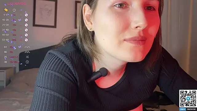 Snapshot of Maria_Bowie chatting on February 27, 2025, 7:37 pm Maria Bowie online show from February 27, 2025, 7:37 pm