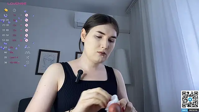 Snapshot of Maria_Bowie chatting on March 7, 2025, 9:18 am Maria Bowie online show from March 7, 2025, 9:18 am