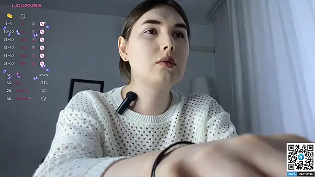 Snapshot of Maria_Bowie chatting on March 8, 2025, 12:09 pm Maria Bowie online show from March 8, 2025, 12:09 pm