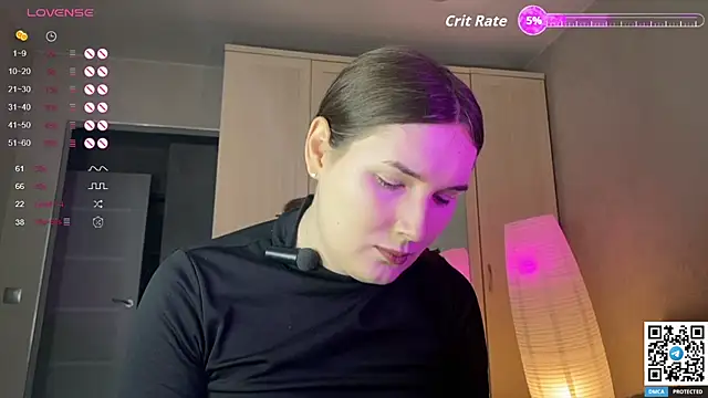 Snapshot of Maria_Bowie chatting on October 8, 2025, 7:28 am Maria Bowie online show from October 8, 2025, 7:28 am