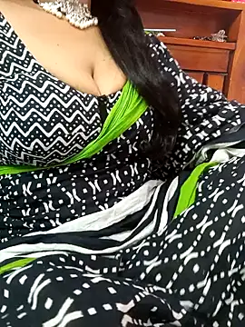 Snapshot of amala_ss chatting on January 21, 2025, 6:11 am amala ss online show from January 21, 2025, 6:11 am