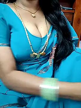 Snapshot of amala_ss chatting on January 24, 2025, 6:24 am amala ss online show from January 24, 2025, 6:24 am
