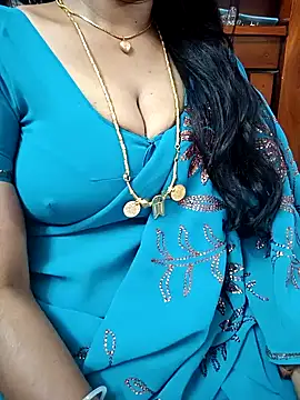 Snapshot of amala_ss chatting on January 24, 2025, 10:32 am amala ss online show from January 24, 2025, 10:32 am