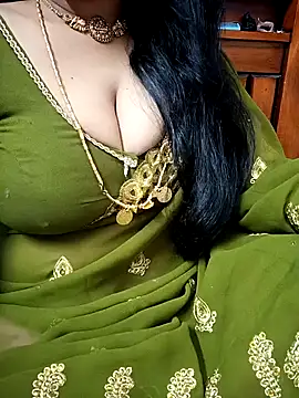 Snapshot of amala_ss chatting on February 12, 2025, 3:05 pm amala ss online show from February 12, 2025, 3:05 pm