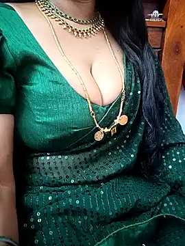 Snapshot of amala_ss chatting on February 15, 2025, 10:55 am amala ss online show from February 15, 2025, 10:55 am