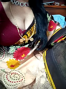 Snapshot of amala_ss chatting on February 15, 2025, 4:01 pm amala ss online show from February 15, 2025, 4:01 pm