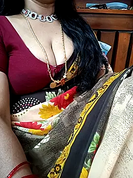 Snapshot of amala_ss chatting on February 16, 2025, 2:10 pm amala ss online show from February 16, 2025, 2:10 pm