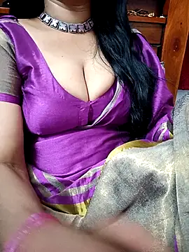 Snapshot of amala_ss chatting on March 2, 2025, 1:38 pm amala ss online show from March 2, 2025, 1:38 pm