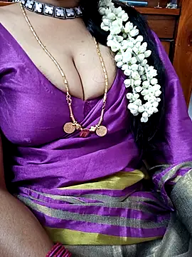 Snapshot of amala_ss chatting on March 7, 2025, 2:23 pm amala ss online show from March 7, 2025, 2:23 pm